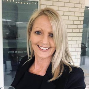 Meet your Posher, Leonie